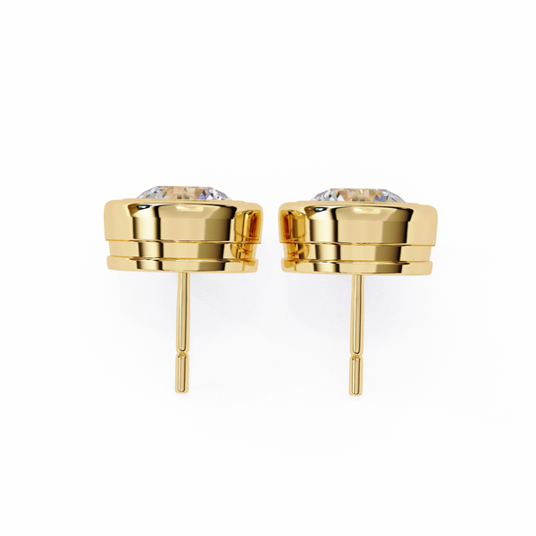 Elegant Round Natural Diamond Stud Earrings