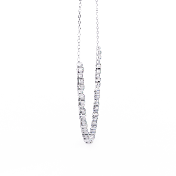 Classic Round and Oval Diamond Necklace